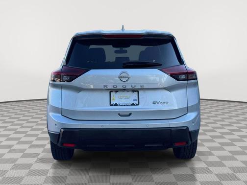 Brilliant Silver Metallic 2024 Nissan Rogue SV
