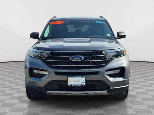 Gray Metallic 2023 Ford Explorer XLT