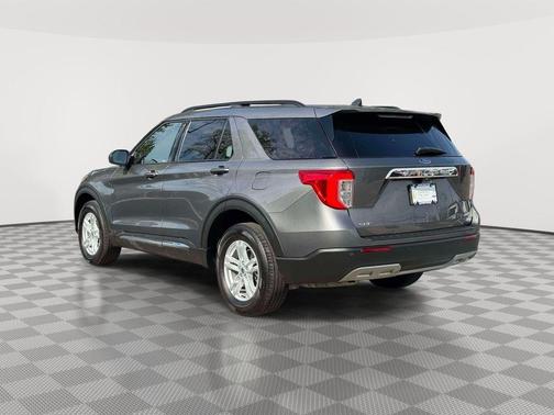 Gray Metallic 2023 Ford Explorer XLT