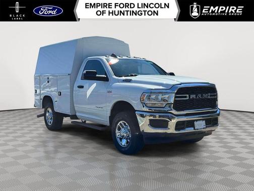 Bright White Clearcoat 2022 RAM 2500 Tradesman