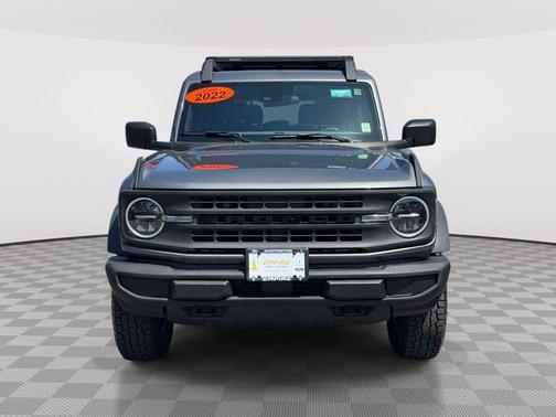 Carbonized Gray Metallic 2022 Ford Bronco Base