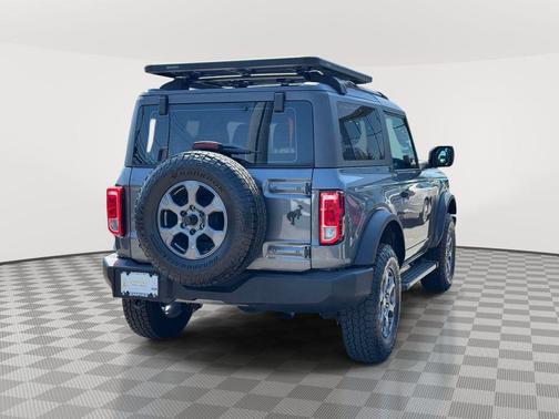 Carbonized Gray Metallic 2022 Ford Bronco Base