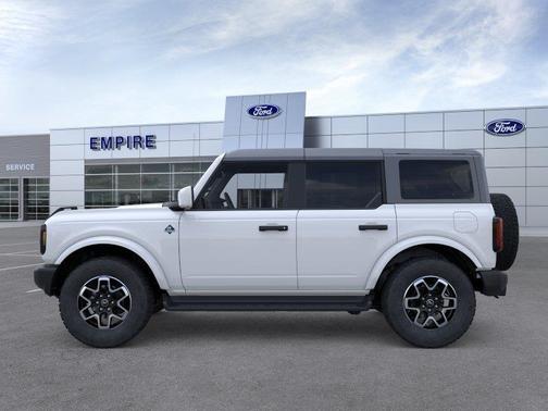 Oxford White 2026 Ford Bronco Outer Banks