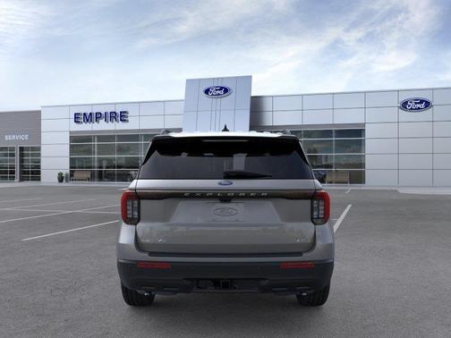 Carbonized Gray Metallic 2026 Ford Explorer Active