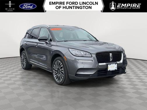 Metallic 2022 Lincoln Corsair Standard