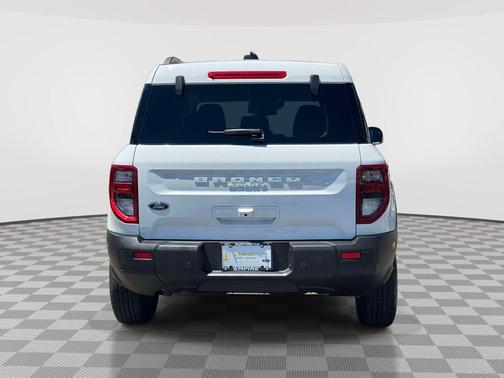 Oxford White 2025 Ford Bronco Sport Big Bend