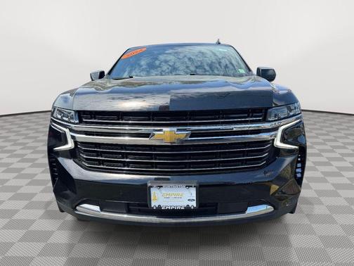 Black 2024 Chevrolet Suburban LT