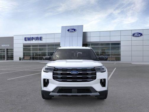 White Metallic 2026 Ford Explorer Active