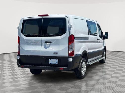 Oxford White 2025 Ford Transit-250 Base