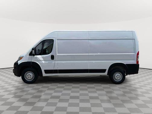 Bright White Clearcoat 2026 RAM ProMaster 2500 High Roof
