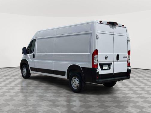 Bright White Clearcoat 2026 RAM ProMaster 2500 High Roof