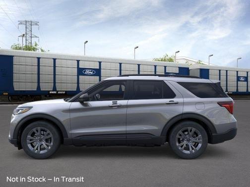 Carbonized Gray Metallic 2026 Ford Explorer Active