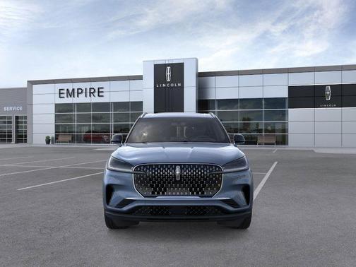 Whisper White 2025 Lincoln Aviator Premiere