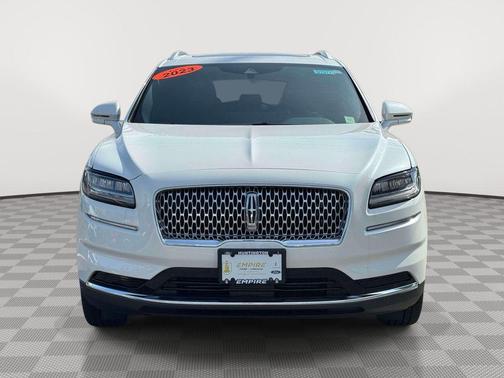 White Metallic 2023 Lincoln Nautilus Reserve