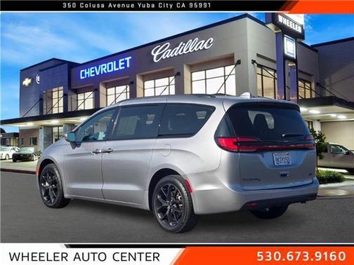 2021 Chrysler Pacifica Touring L