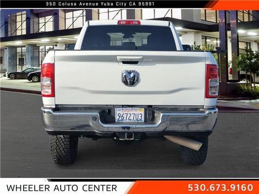 2021 RAM 2500 Big Horn Crew Cab 4x4 8' Box