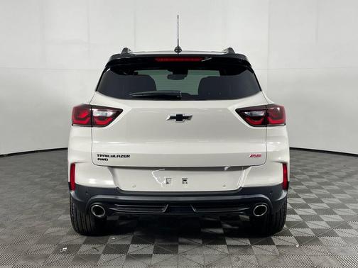 White Sands 2026 Chevrolet Trailblazer RS