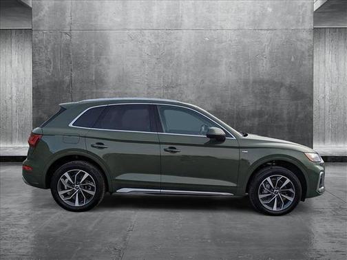 2022 Audi Q5 45 S line Premium Plus