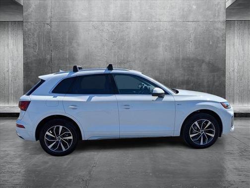2024 Audi Q5 45 S line Premium Plus