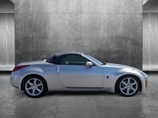 2005 Nissan 350Z Touring