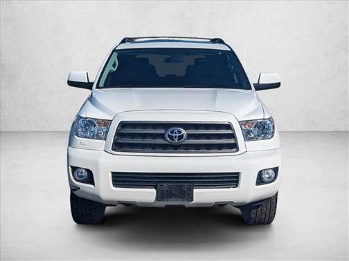 2016 Toyota Sequoia SR5