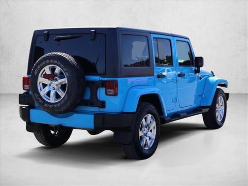 Chief Clearcoat 2017 Jeep Wrangler Unlimited Sahara