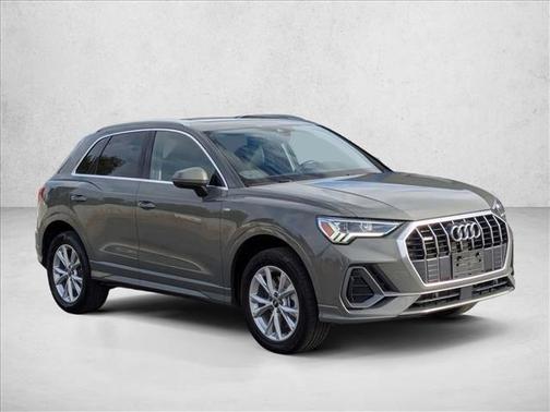2023 Audi Q3 Premium 45 TFSI S line quattro Tiptronic
