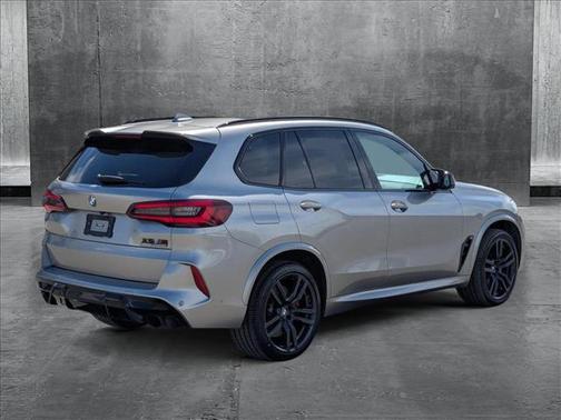 2022 BMW X5 M Base