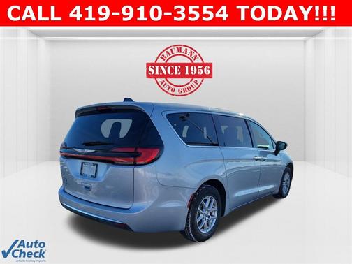 2024 Chrysler Pacifica Touring-L