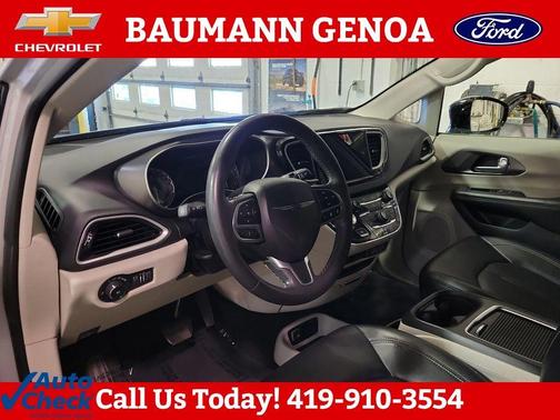 2024 Chrysler Pacifica Touring-L