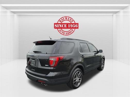 2018 Ford Explorer sport