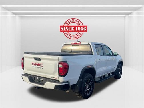 2023 GMC Canyon AT4