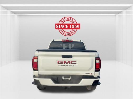 2023 GMC Canyon AT4