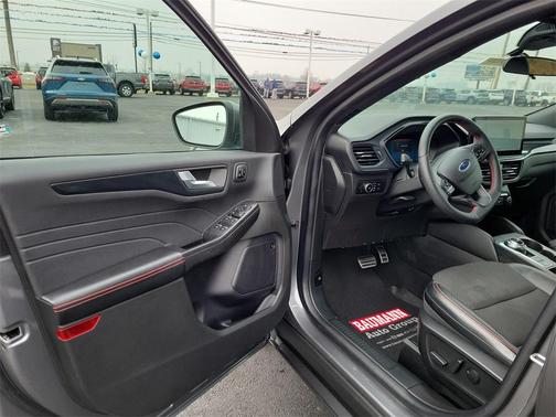 2023 Ford Escape ST-Line Select