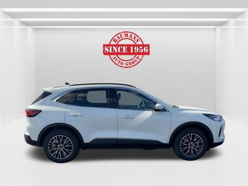 2026 Ford Escape PLUG-IN