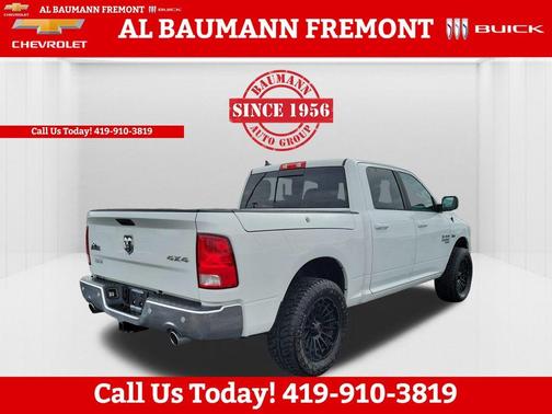 Bright White Clearcoat 2019 RAM 1500 Classic Big Horn