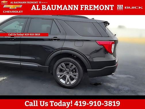 Agate Black Metallic 2022 Ford Explorer XLT