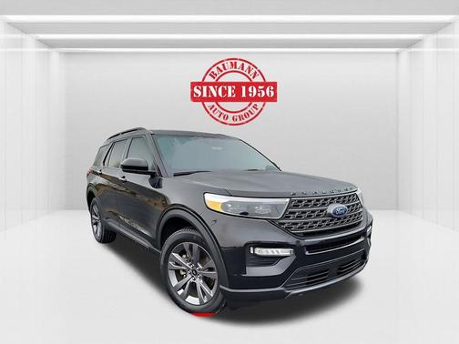 Agate Black Metallic 2022 Ford Explorer XLT