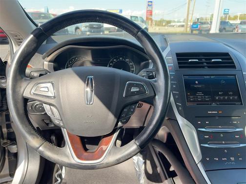 2016 Lincoln MKZ Base