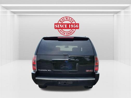 2008 GMC Yukon XL 1500 Denali