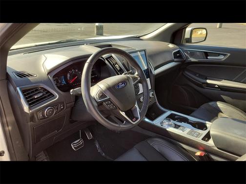 2022 Ford Edge ST