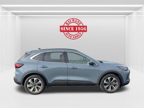 2025 Ford Escape Platinum