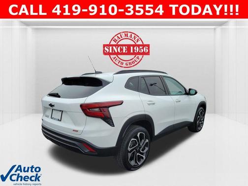 Summit White 2024 Chevrolet Trax 2RS