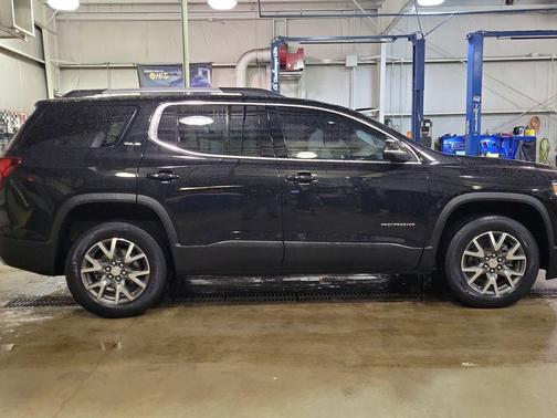 Ebony Twilight Metallic 2022 GMC Acadia SLE
