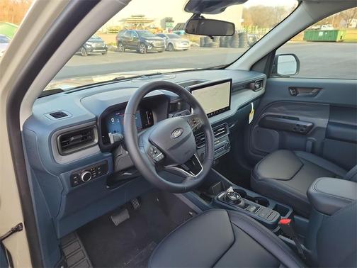 2025 Ford Maverick Lariat