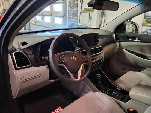 2019 Hyundai TUCSON SE