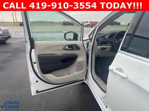 2024 Chrysler Pacifica Touring-L