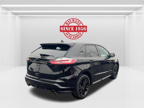 2021 Ford Edge ST Line