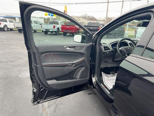 2021 Ford Edge ST Line