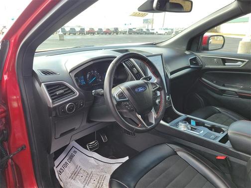 2023 Ford Edge ST Line
